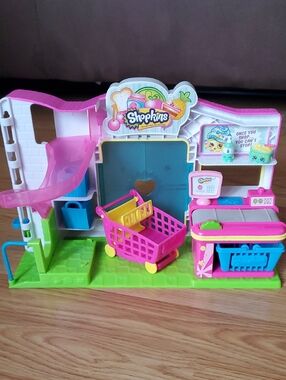 Shopkons Small Mart Playset